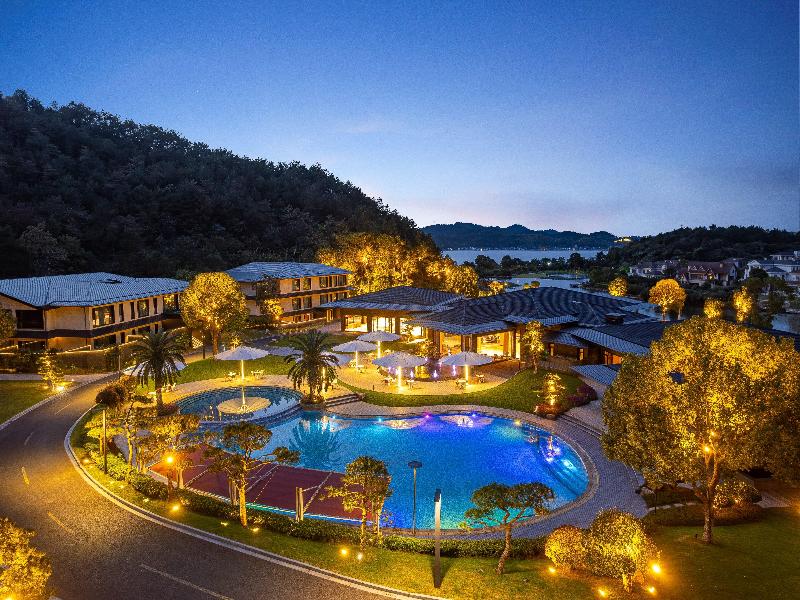 voco Ningbo Dongqian Lake image