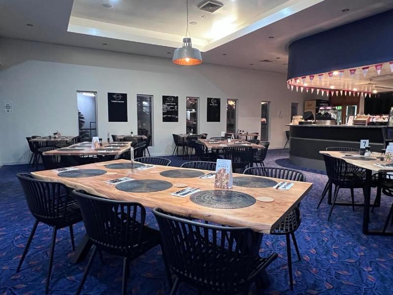  Country Roads Motor Inn - Dysart