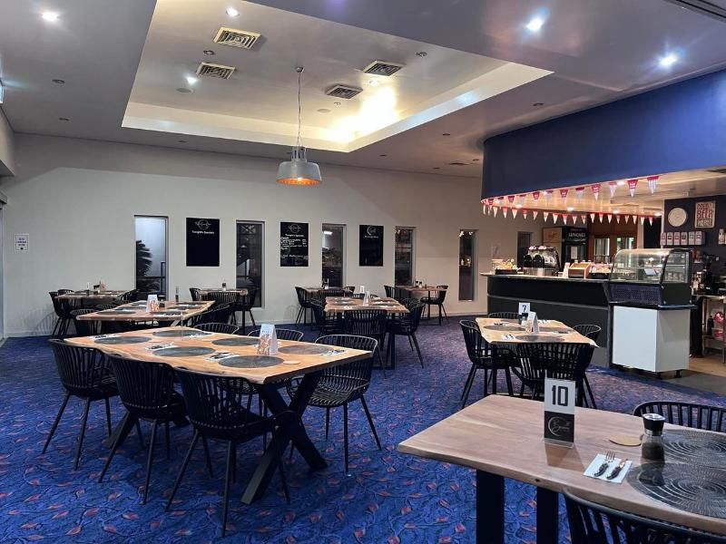  Country Roads Motor Inn - Dysart