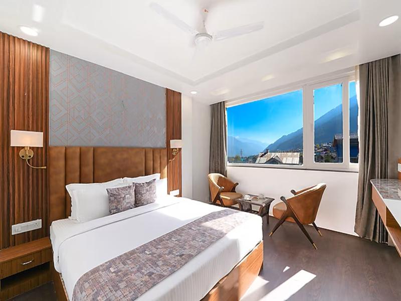 Hotel Skyline Manali image