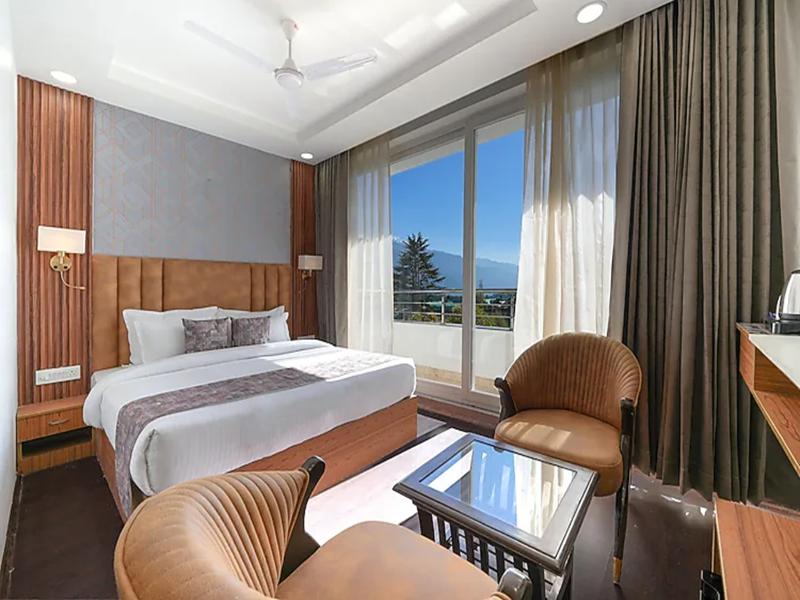 Hotel Skyline Manali image