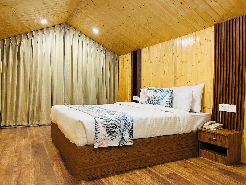 Hotel Skyline Manali image