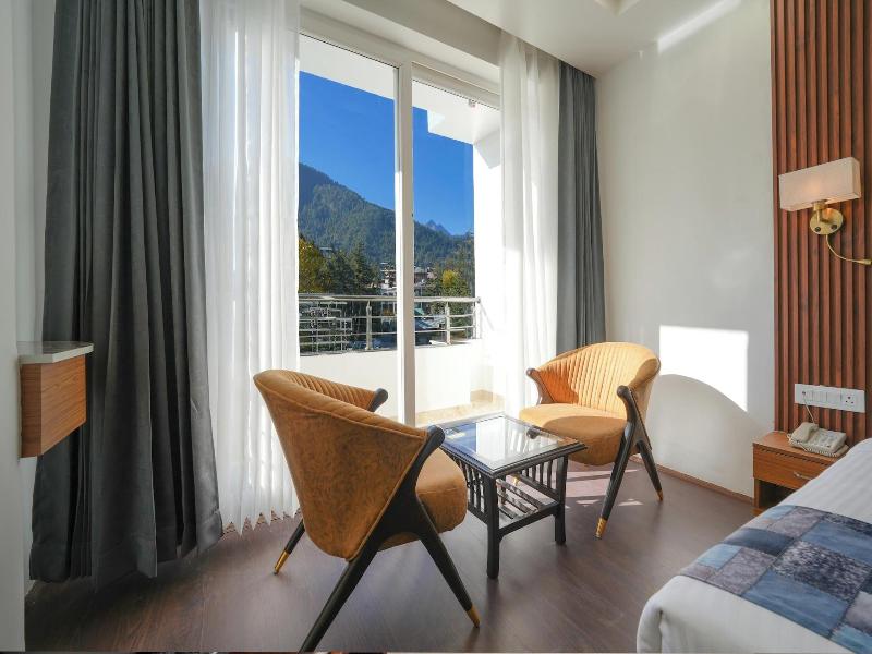 Hotel Skyline Manali image