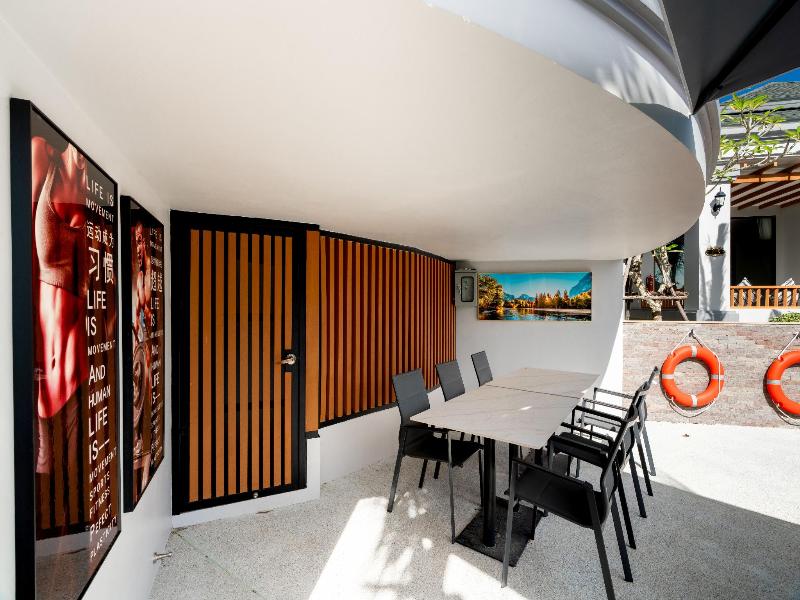 Az Sunrise Resort & Fitness Club image