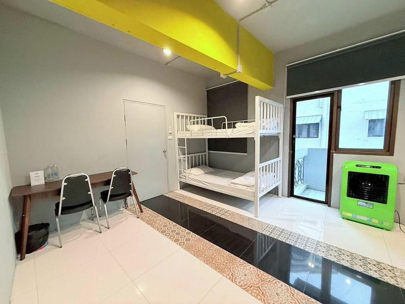 Sukhum Huai Khwang Guest House image