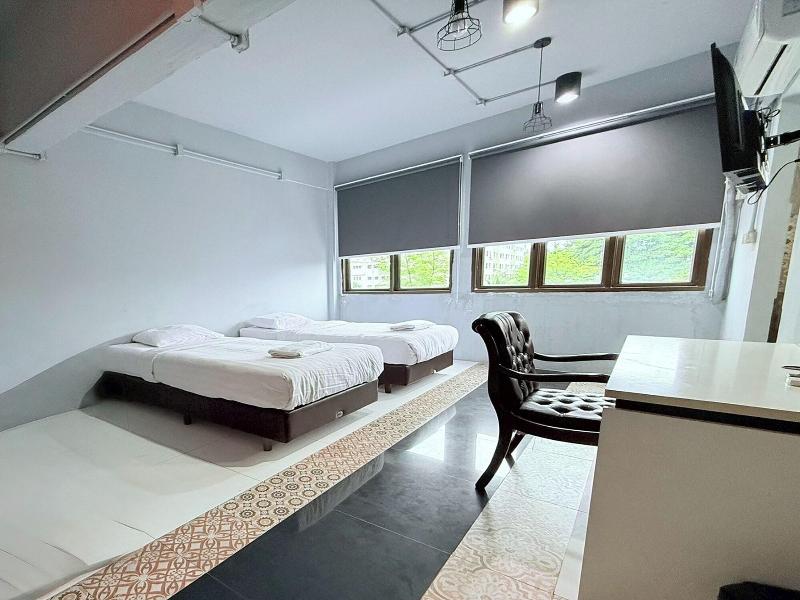 Sukhum Huai Khwang Guest House image