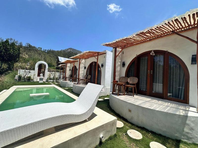 Felysia Villa Iii image