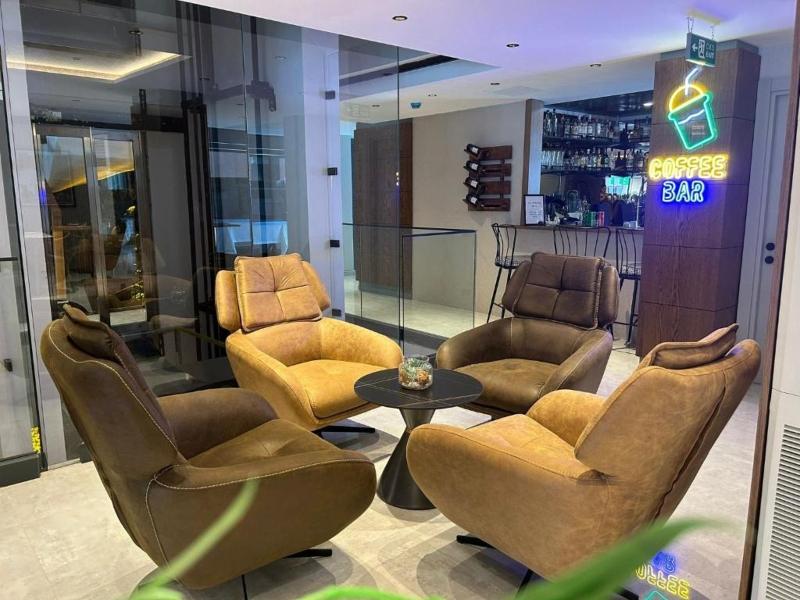 Sam Hotel image