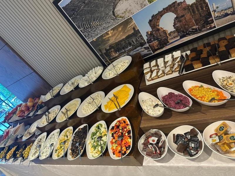 Sam Hotel — restaurant