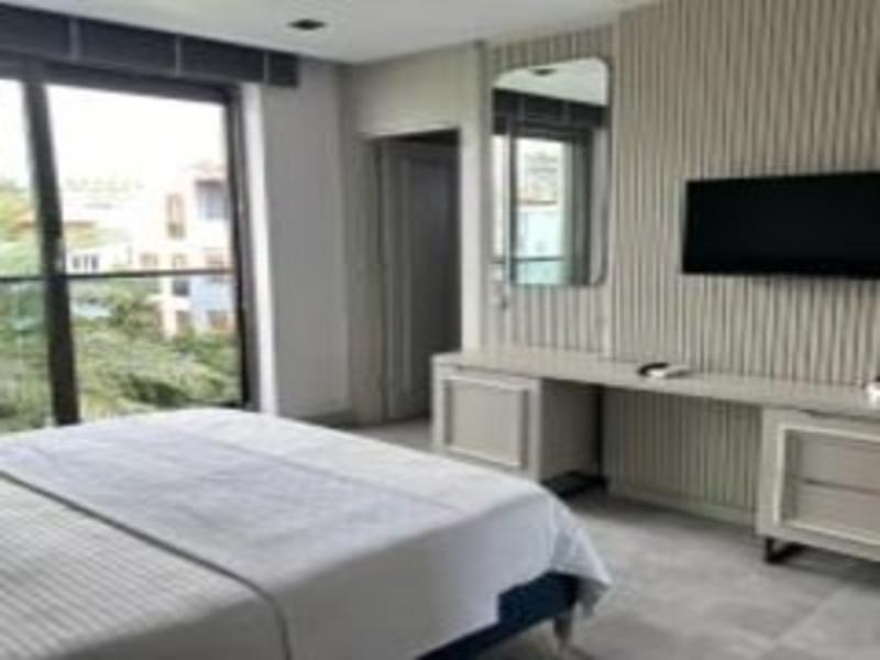 Sam Hotel image