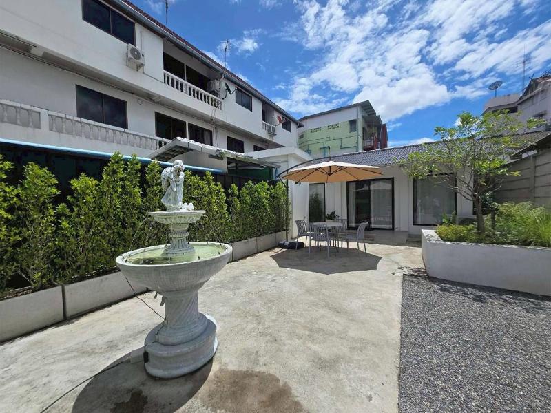 Breezy Bliss Home image