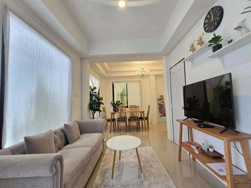 Breezy Bliss Home image