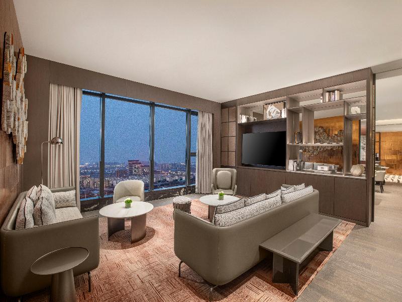 Crowne Plaza Linyi Olympic Sports Centre By Ihg image