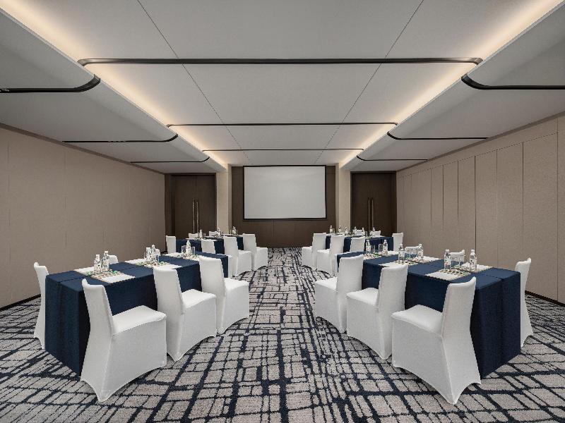Crowne Plaza Linyi Olympic Sports Centre By Ihg image