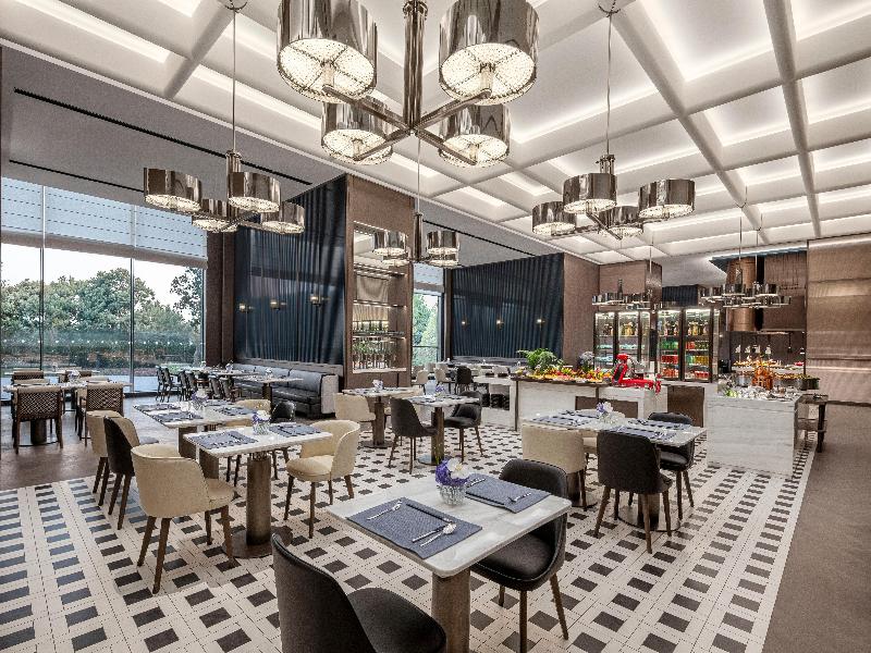 Crowne Plaza Linyi Olympic Sports Centre By Ihg image