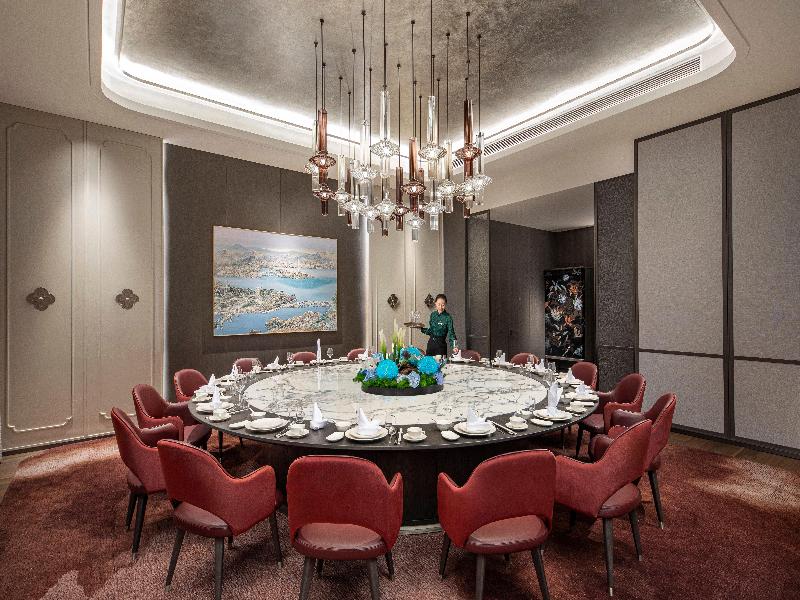 Crowne Plaza Linyi Olympic Sports Centre By Ihg image