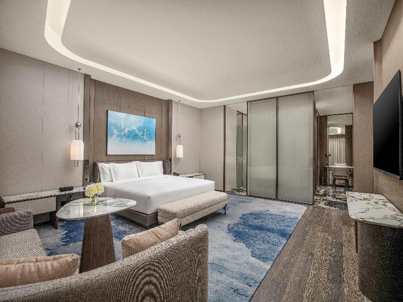 Crowne Plaza Linyi Olympic Sports Centre By Ihg image