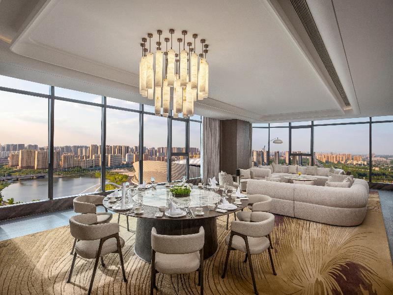 Crowne Plaza Linyi Olympic Sports Centre By Ihg image
