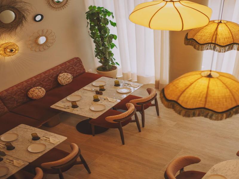 Dally Apart Hotel image