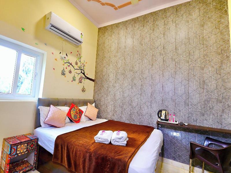 Sia Taj Hotel Nearest Taj Mahal Agra image