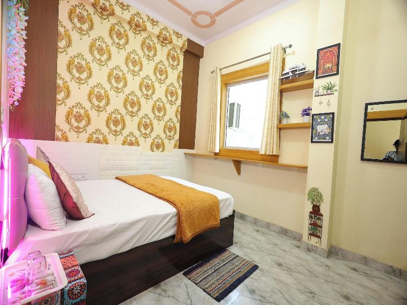 Sia Taj Hotel Nearest Taj Mahal Agra image
