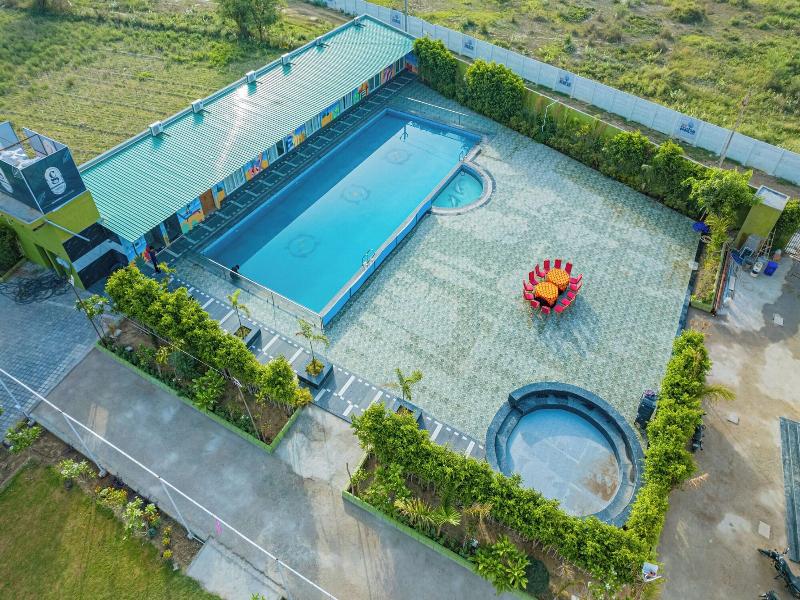 Chandrika Green Resorts