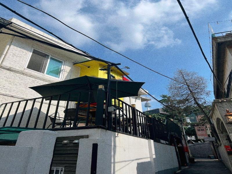 Jnineguesthouse image