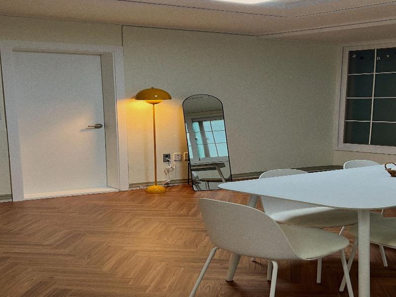 Jnineguesthouse image