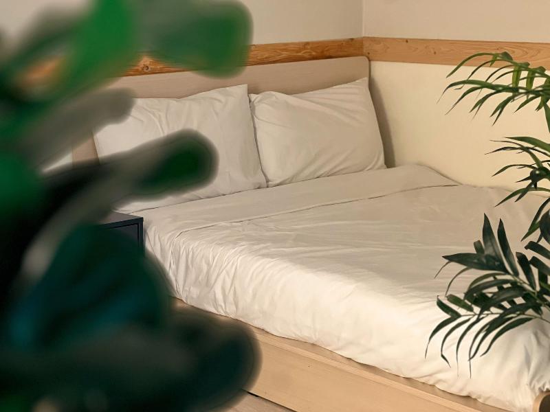 Jnineguesthouse image