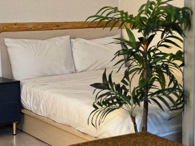 Jnineguesthouse image