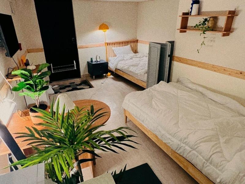 Jnineguesthouse image