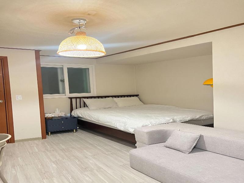 Jnineguesthouse image