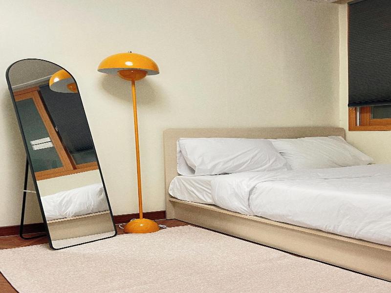 Jnineguesthouse image