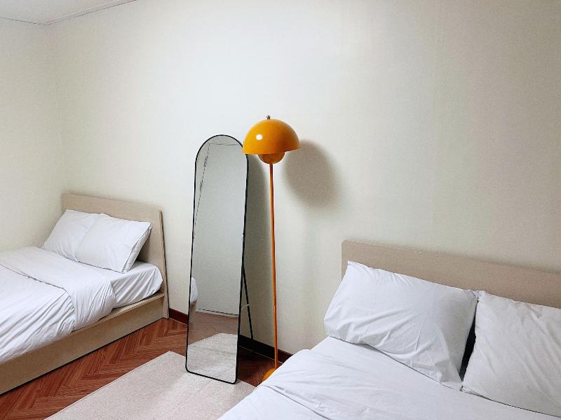 Jnineguesthouse image
