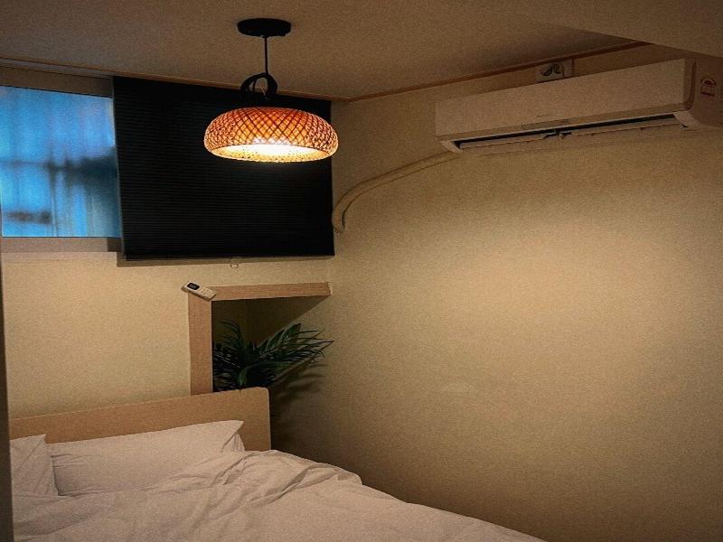 Jnineguesthouse image