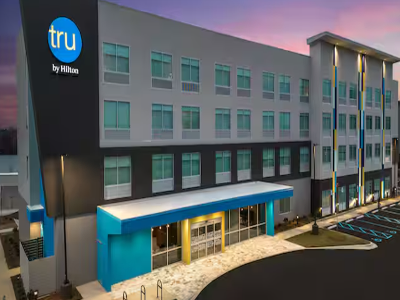 Tru by Hilton Huntsville Research Park Area image