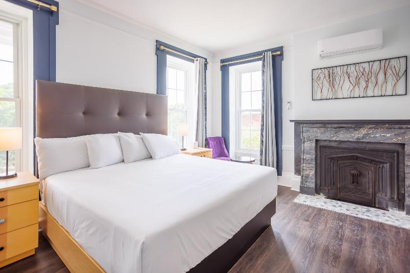 Hotel Callista image