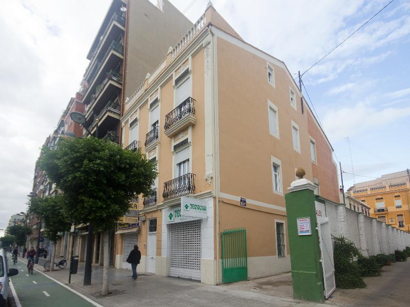 Luxury Apartments Puerto image