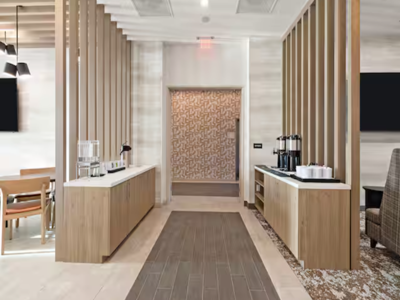 Hampton Inn by Hilton Ontario Airport image
