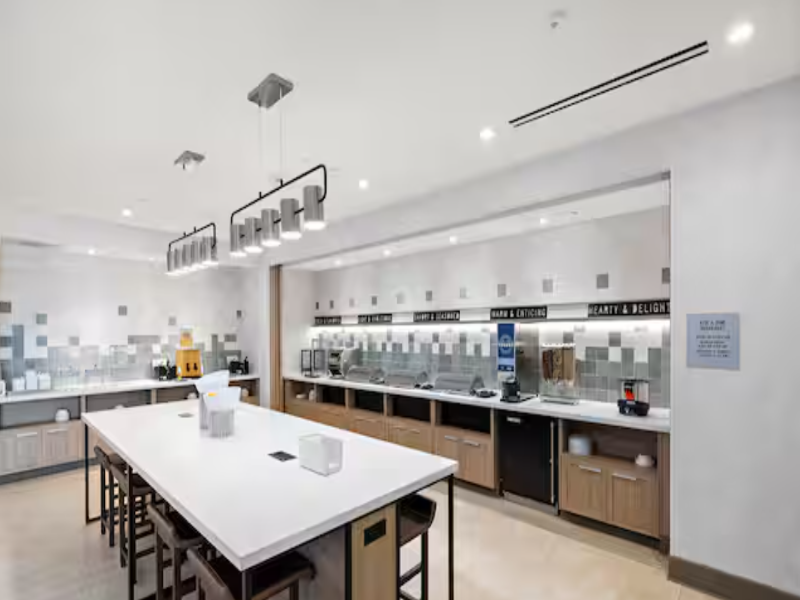 Hampton Inn by Hilton Ontario Airport image
