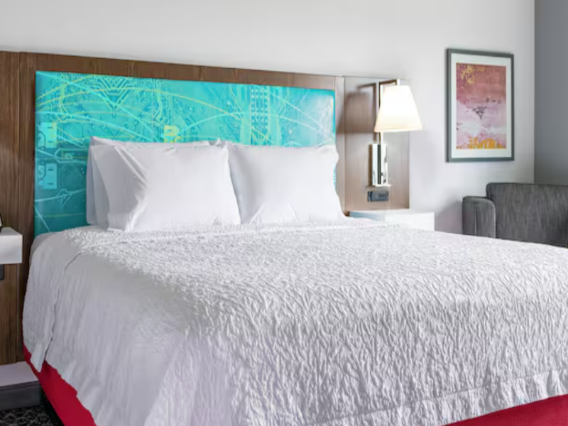 Hampton Inn by Hilton Ontario Airport image