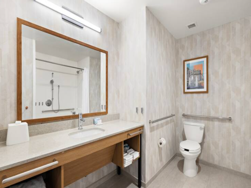 Hampton Inn by Hilton Ontario Airport image