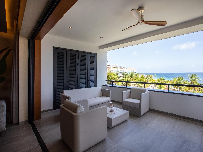 Blue Bay Golf and Beach Resort Curacao image