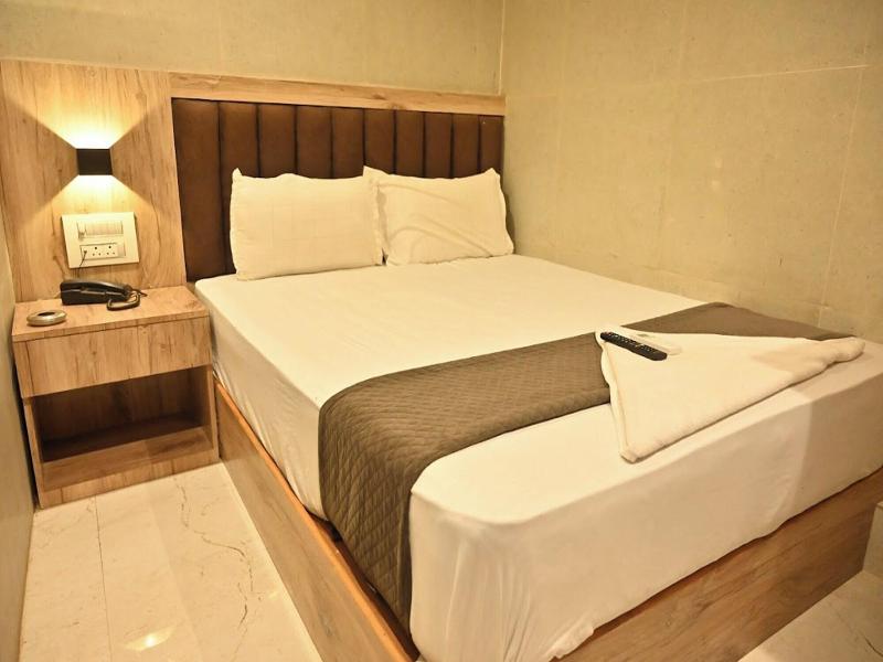 Hotel Royal Bkc image
