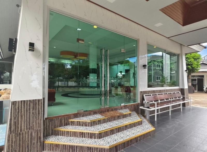 Eastpana Hotel Thatoom image