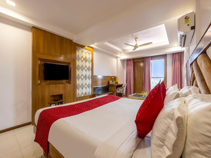 Hotel Lotus Paradise image