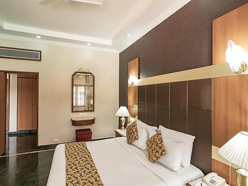 Eagleton The Golf Resort image