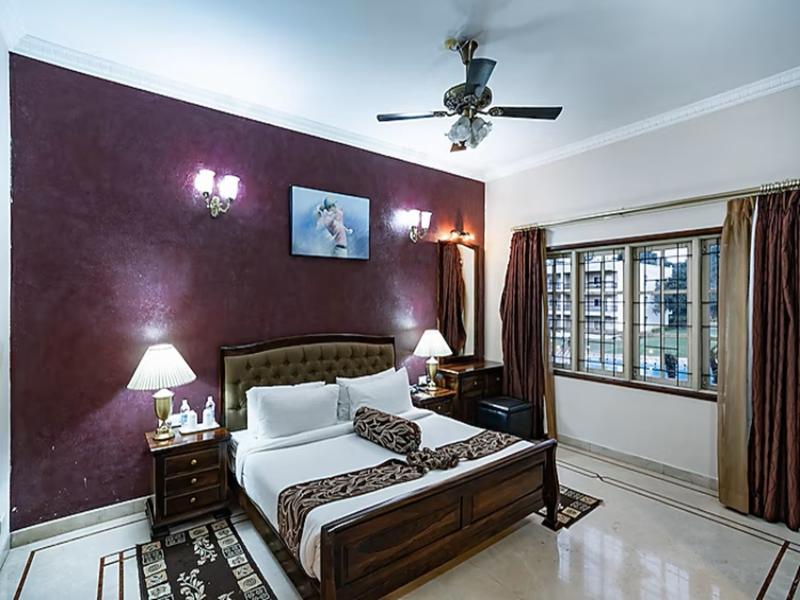 Eagleton The Golf Resort image