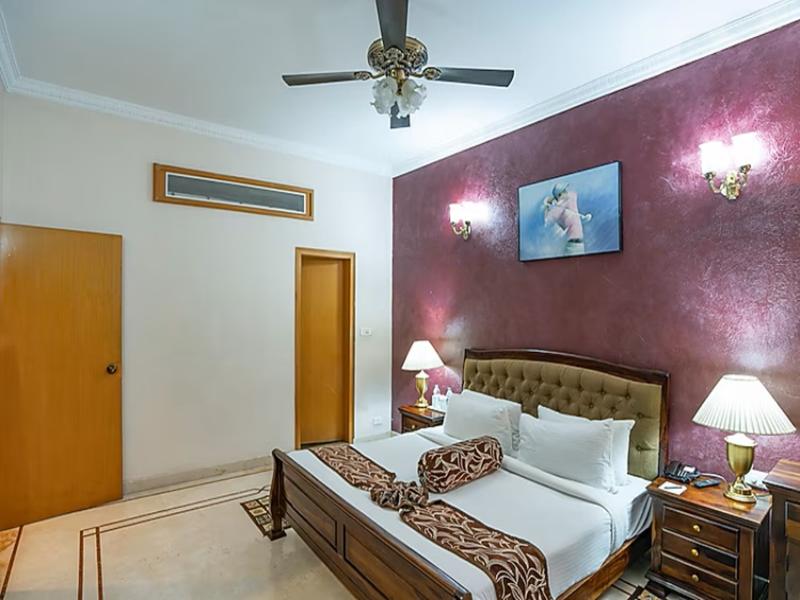 Eagleton The Golf Resort image