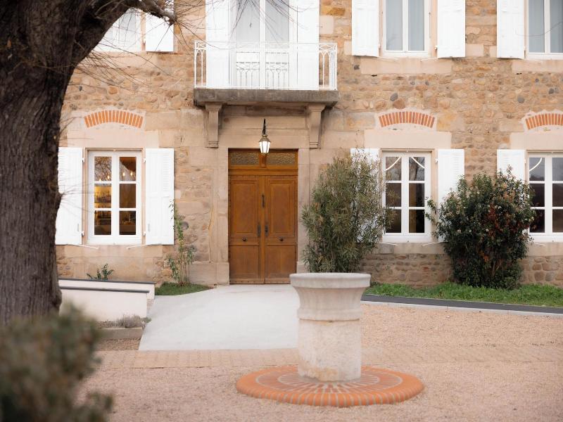 Hôtel 2m, The Originals Relais image
